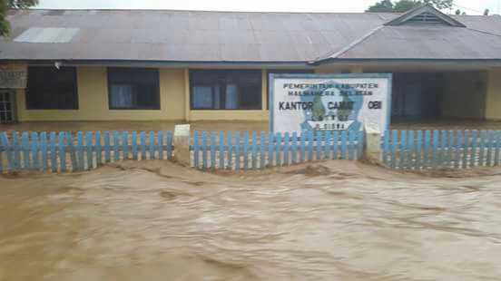 Banjir yang melanda Pulau Obi.
